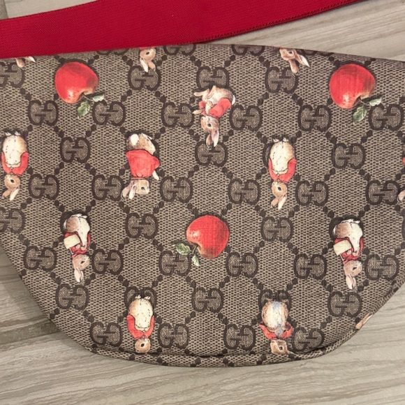 Authentic Gucci Peter Rabbit Waist Bag - Picture 15 of 16